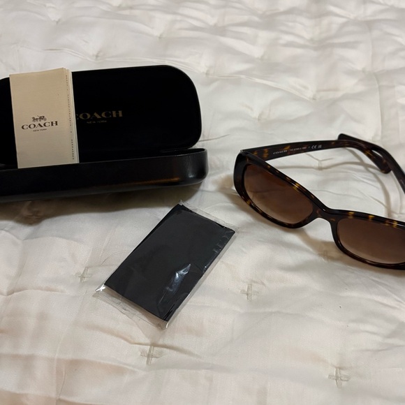 Coach Brown Tortoise Sunglasses main image 5